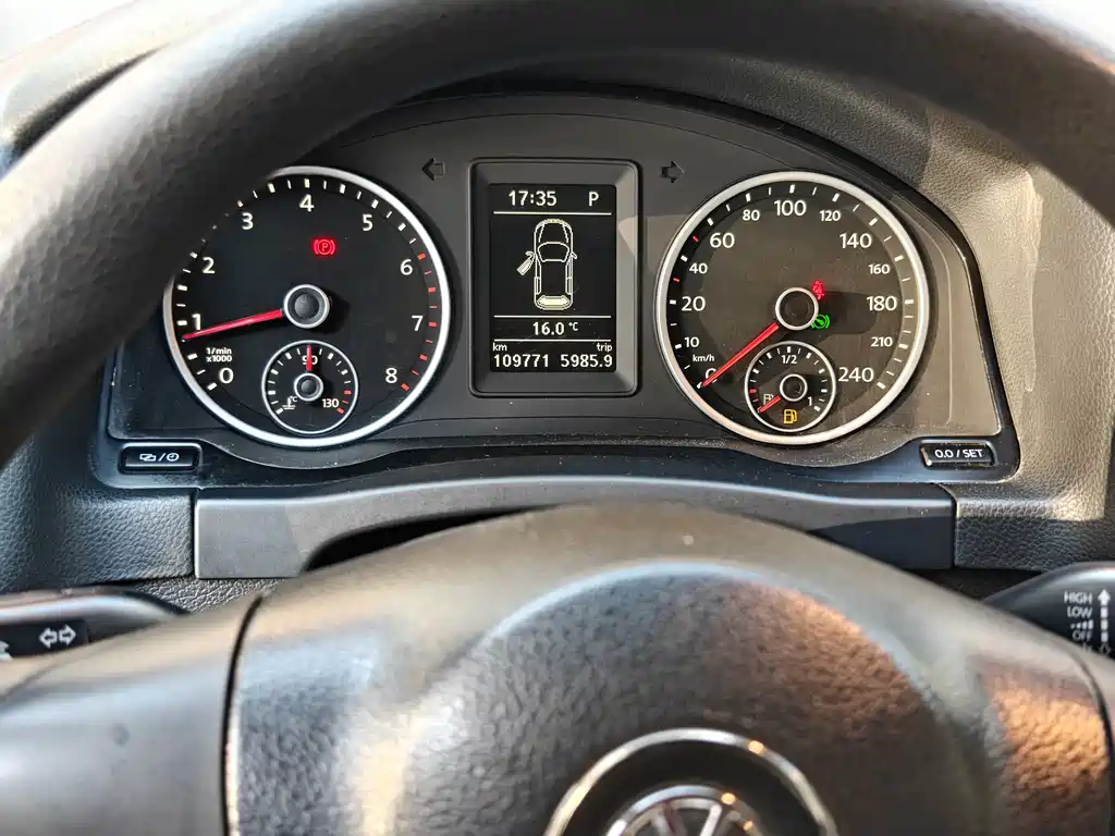 Volkswagen Tiguan 2014 — фото 10