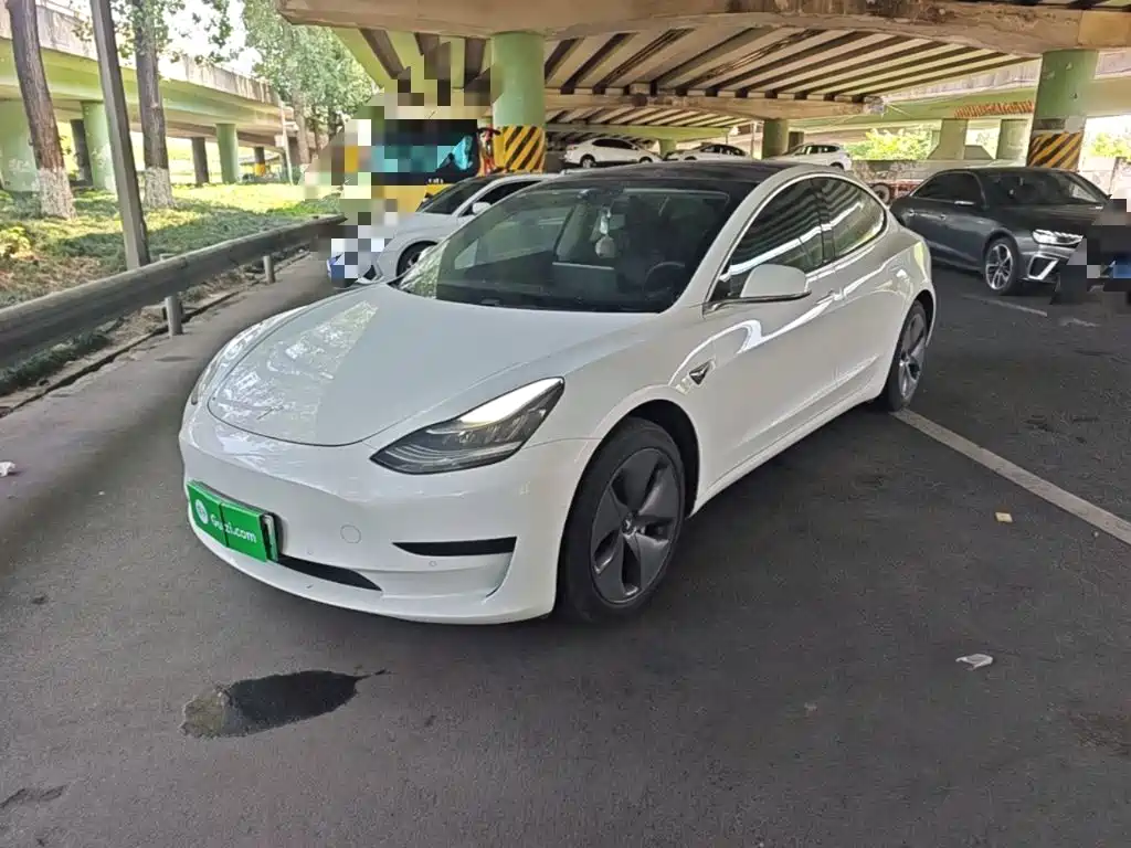 Tesla Model 3 2019 — фото 1