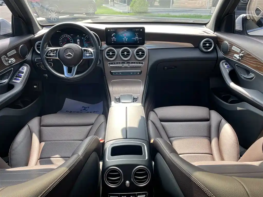 Mercedes-Benz GLC 2022 — фото 13