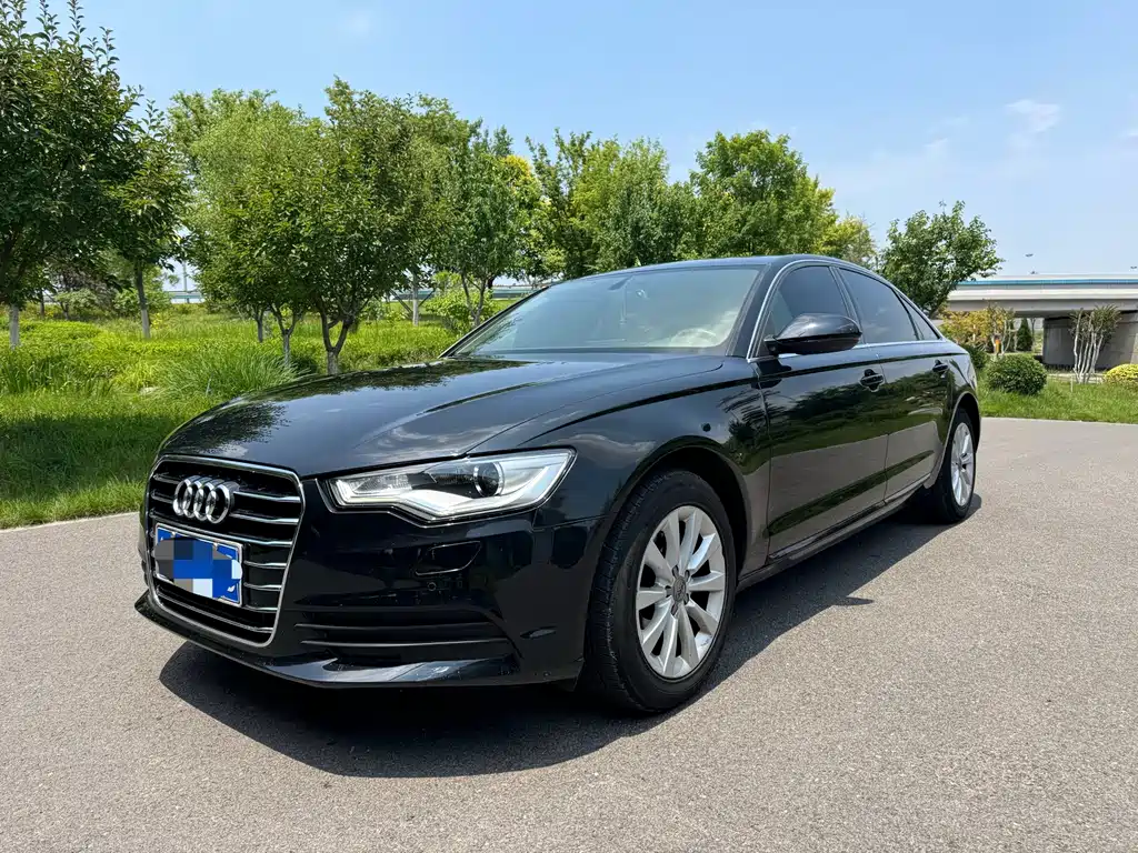 Audi A6L 2014 — фото 1