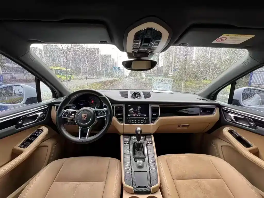 Porsche Macan 2017 — фото 9