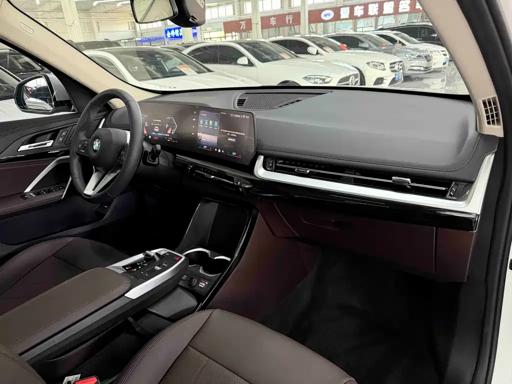BMW X1 2023 — фото 17