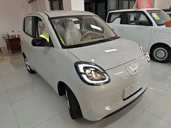 Wuling Hongguang MINIEV 2025