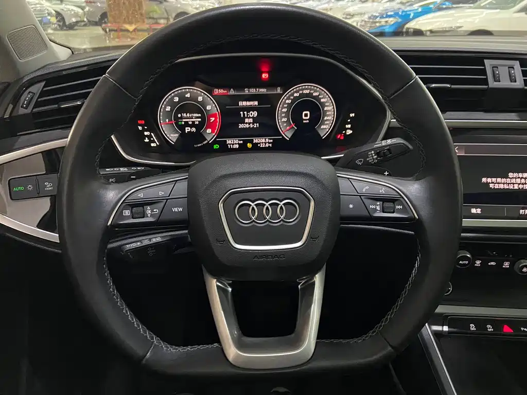 Audi Q3 2023 — фото 21