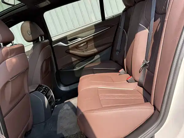 BMW 5 Series 2023