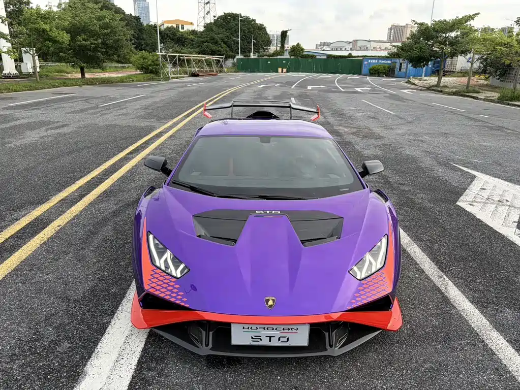 Lamborghini Huracan 2023 — фото 2