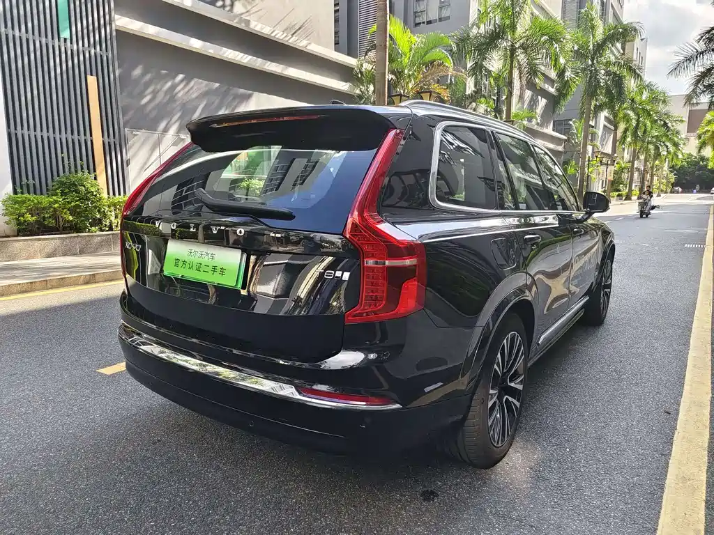 Volvo XC90 PHEV 2023 — фото 9