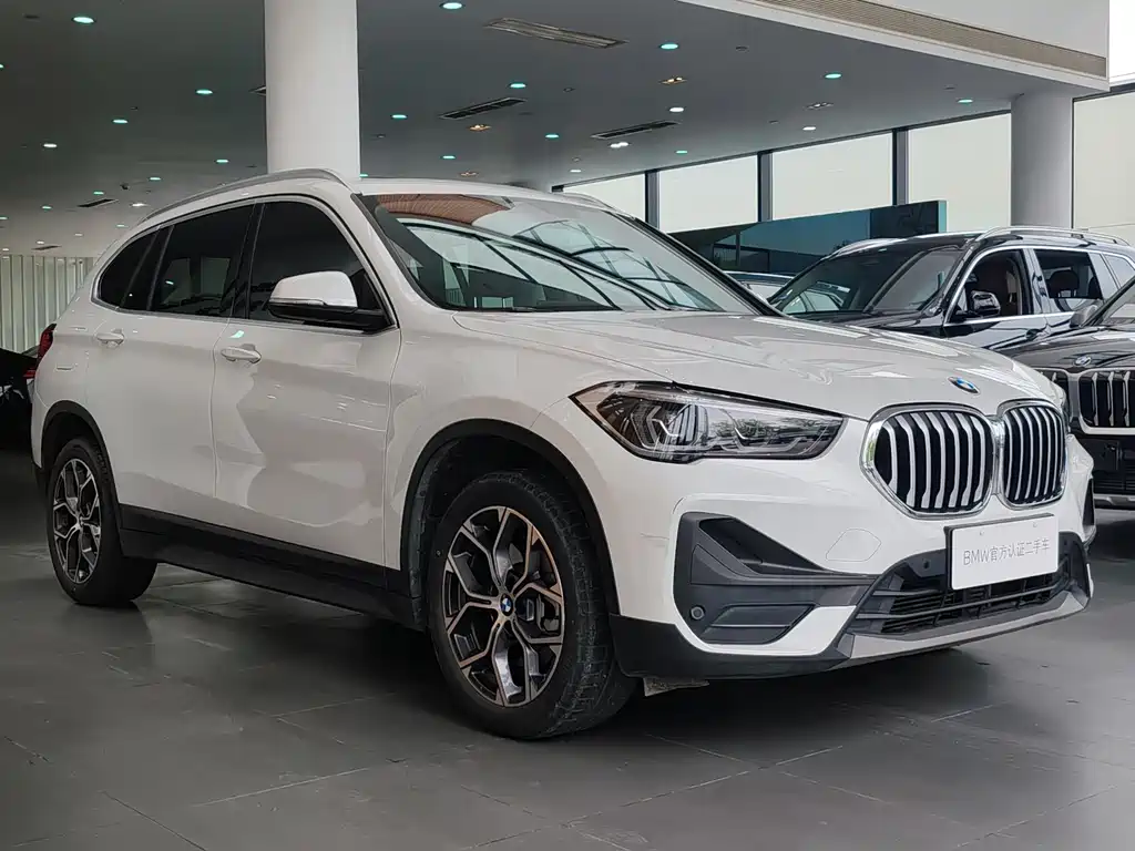 BMW X1 2023 — фото 3