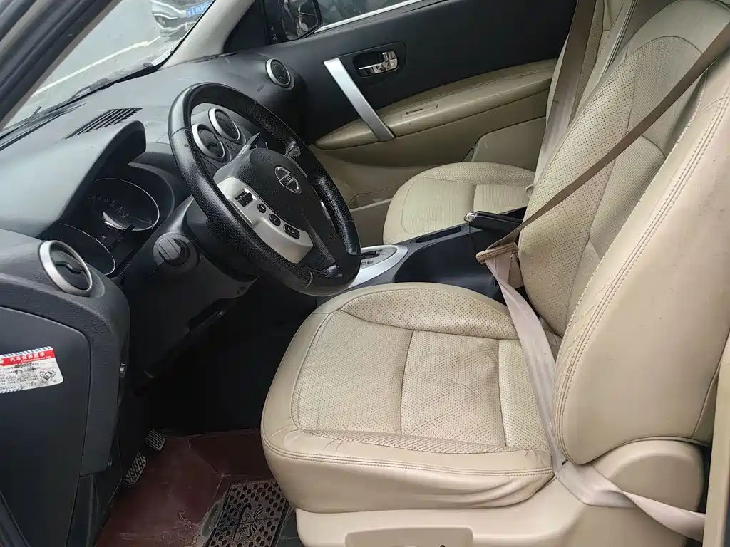 Nissan Qashqai 2011