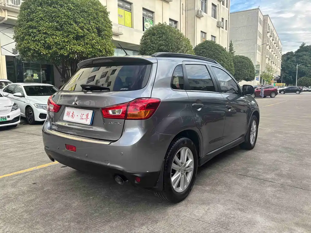 Mitsubishi Jinxuan ASX 2015 — фото 14