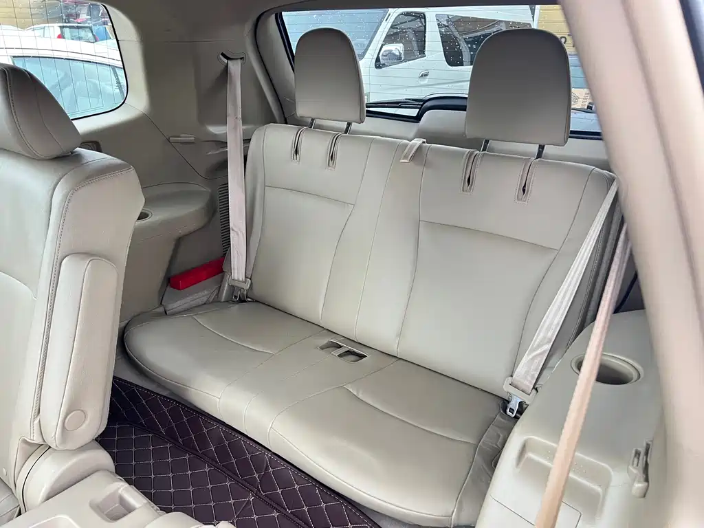 Toyota Highlander 2012 — фото 18