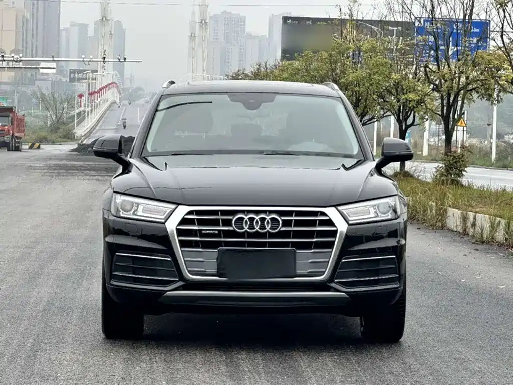 Audi Q5L 2019 — фото 3