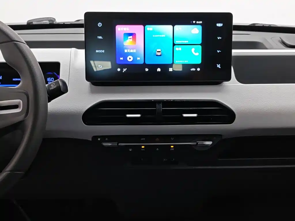 Geely Galaxy Panda 2024 — фото 12