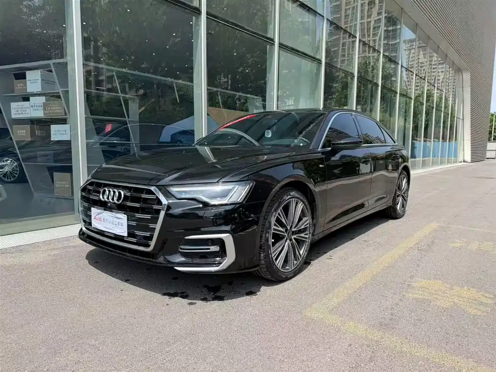 Audi A6L 2023 — фото 1