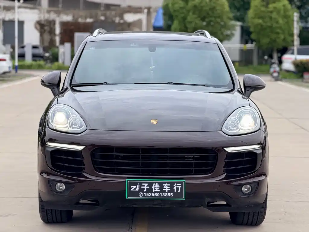 Porsche Cayenne 2017 — фото 2