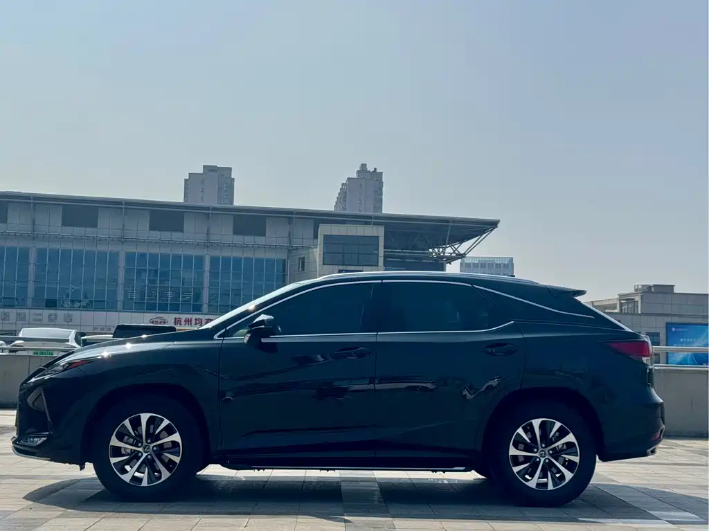 Lexus RX 2021 — фото 5