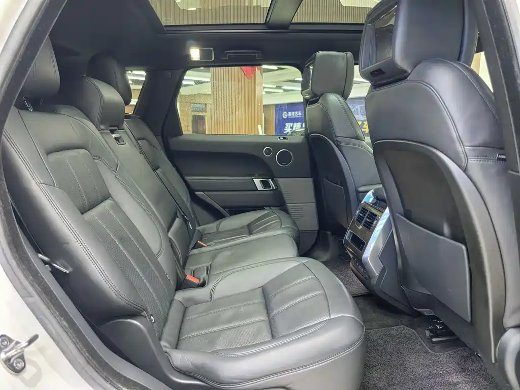 Land Rover Sport PHEV 2018 — фото 13