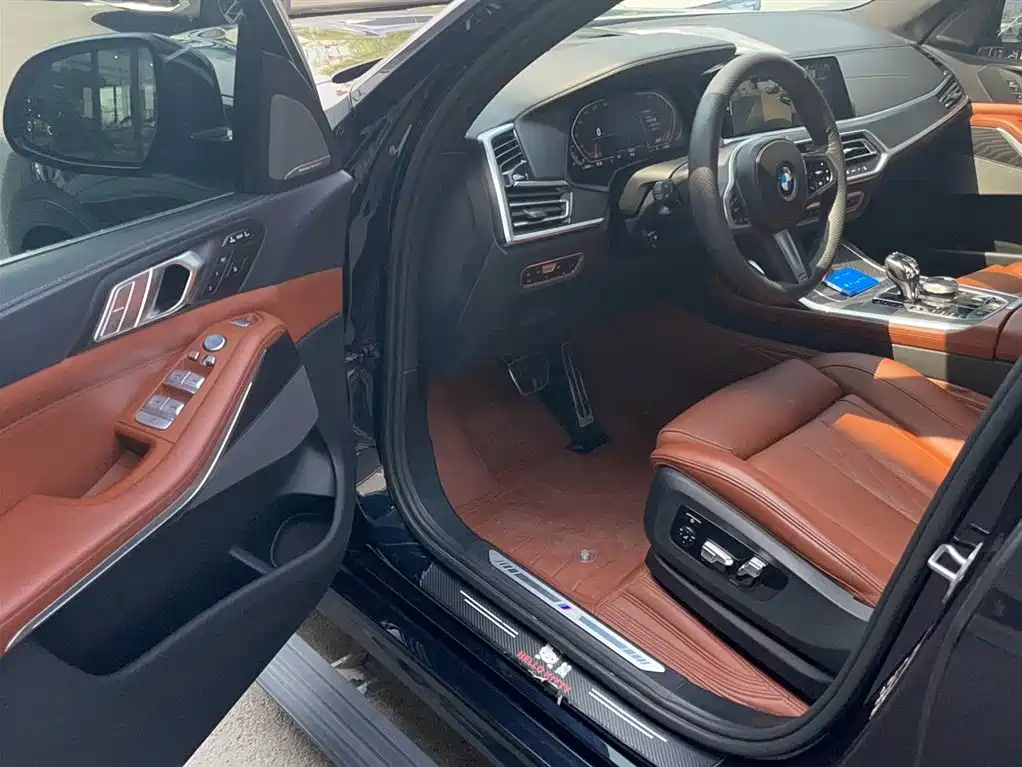 BMW X7 2022 — фото 19