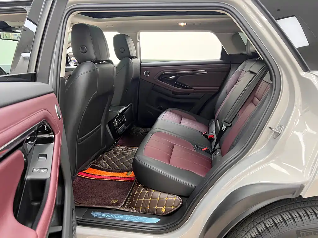 Land Rover Evoque 2022 — фото 20