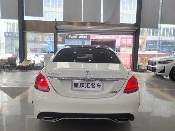 Mercedes-Benz C-Class 2021