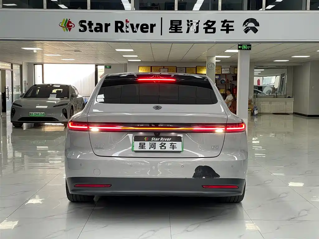 NIO ET7 2024