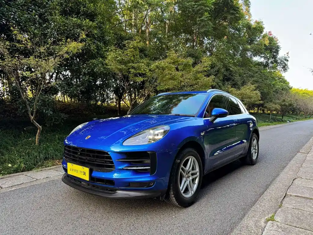 Porsche Macan 2020 — фото 1