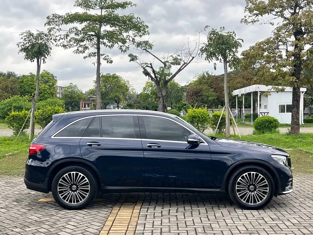 Mercedes-Benz GLC 2018 — фото 4