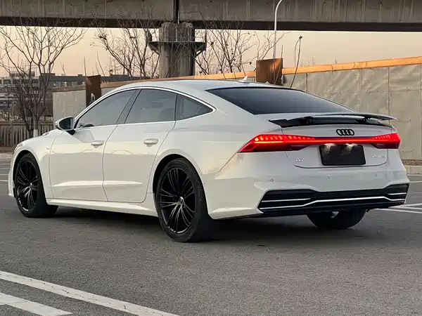 Audi A7 2023