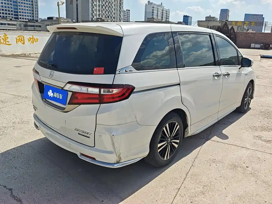 Honda Odyssey 2021 — фото 3