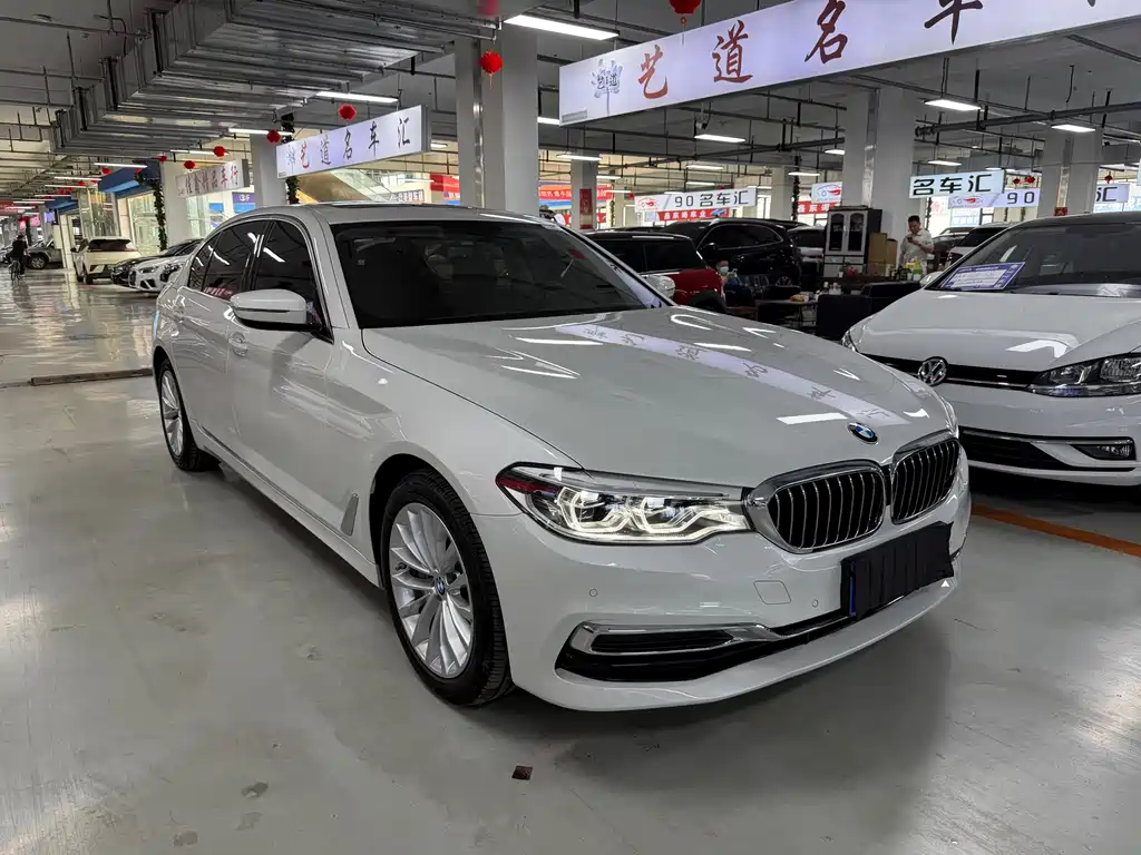 BMW 5 Series 2020