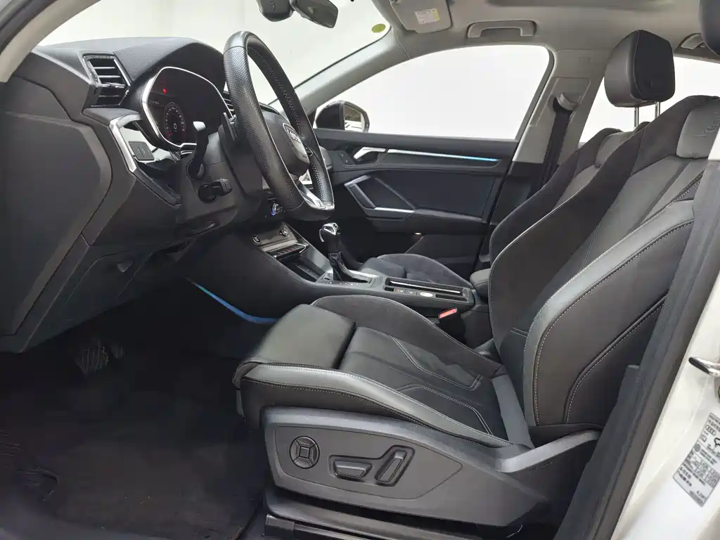 Audi Q3 Sportback 2022 — фото 9