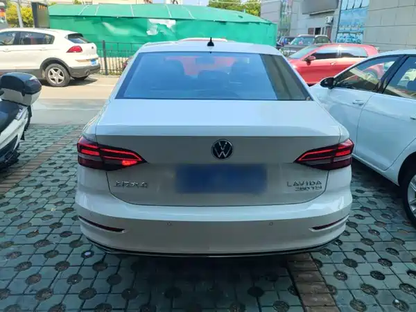 Volkswagen Lavida 2021