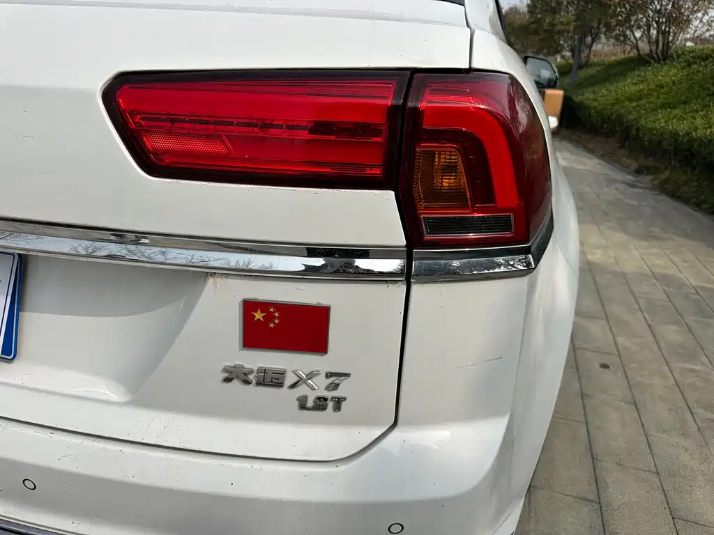 Zotye X7 2017 — фото 14