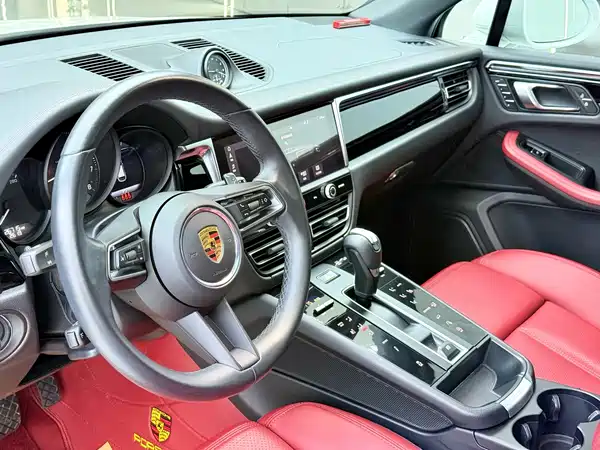Porsche Macan 2023