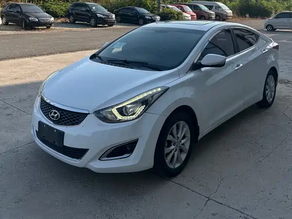 Hyundai Elantra Langdong 2016