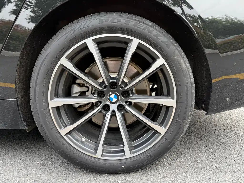 BMW 6 Series GT 2024 — фото 10