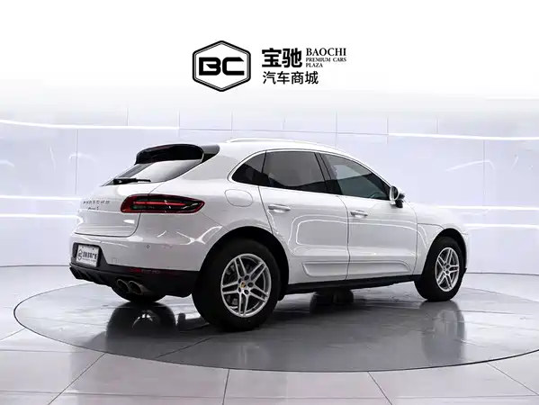 Porsche Macan 2016