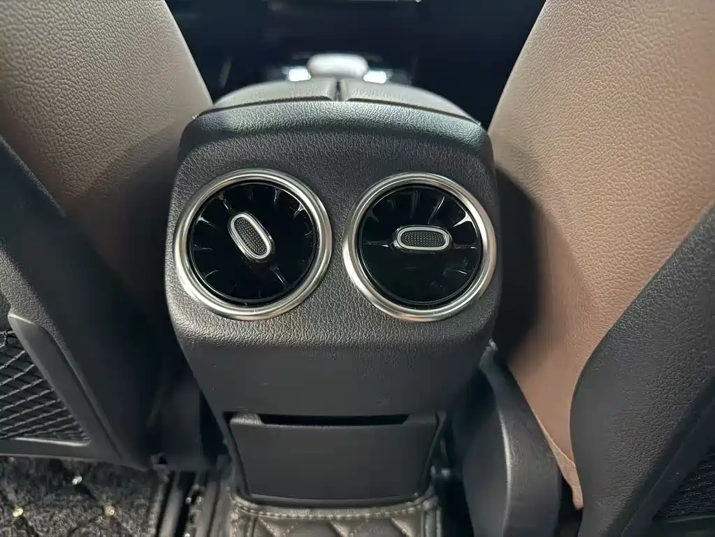Mercedes-Benz A-Class 2019 — фото 17