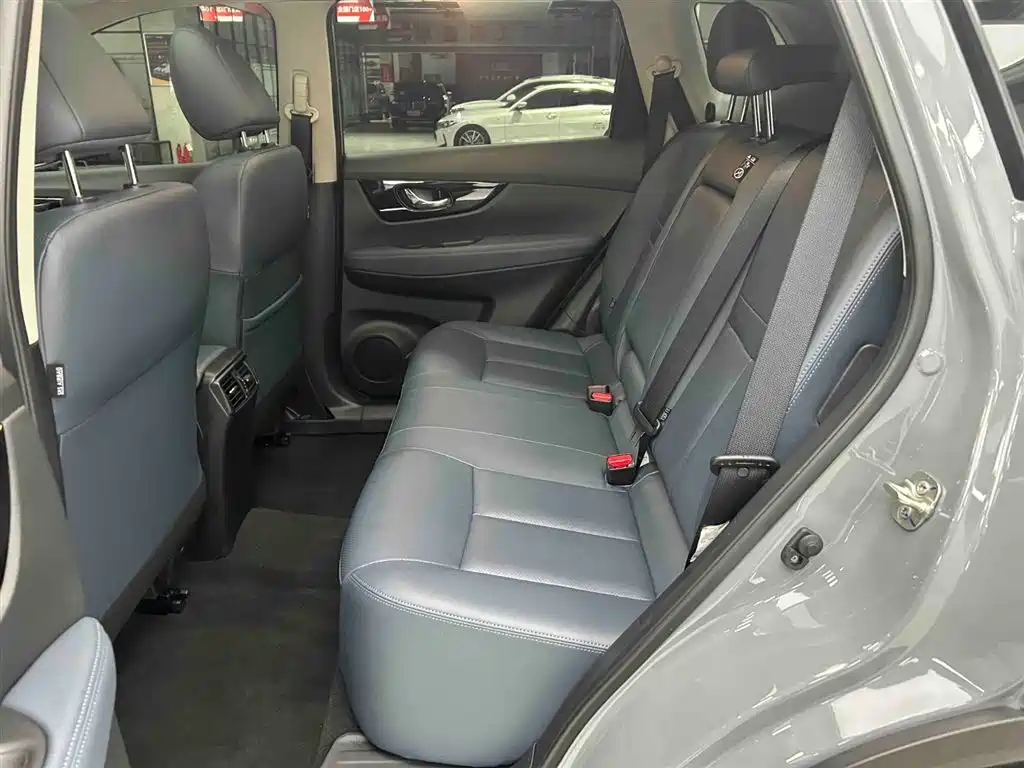 Nissan X-Trail 2025 — фото 15