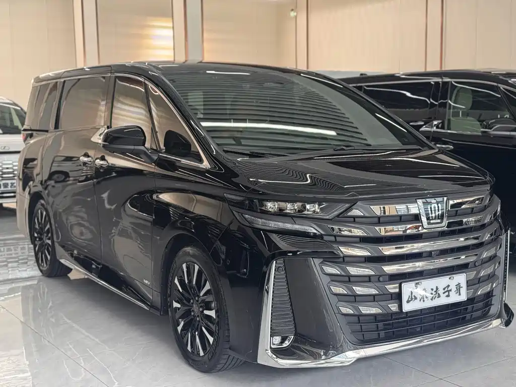 Toyota Vellfire 2025 — фото 3