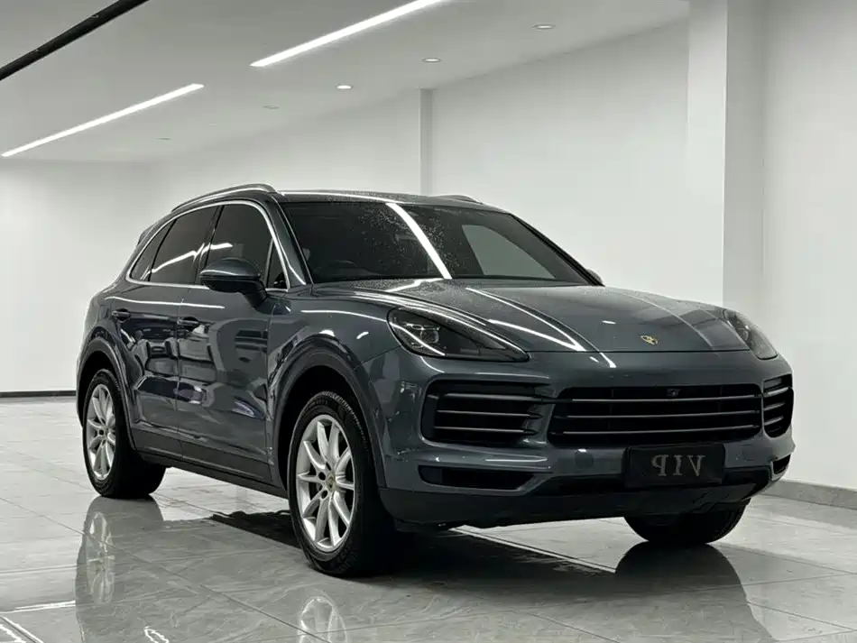 Porsche Cayenne 2018 — фото 3