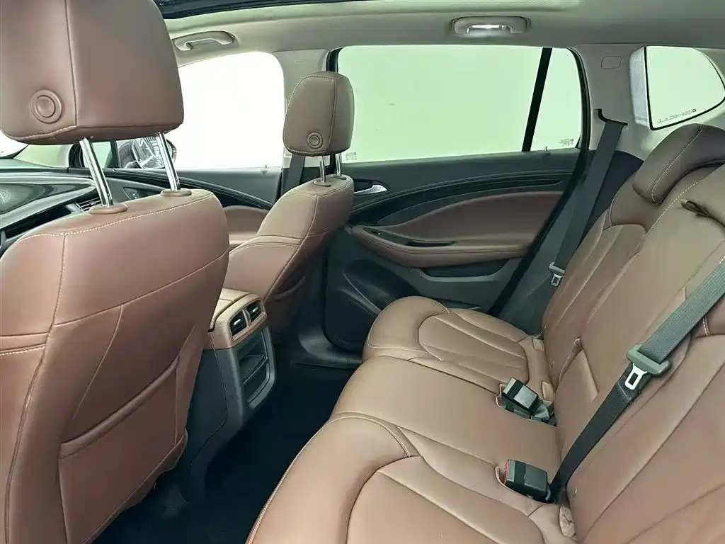 Buick Envision Plus 2018 — фото 10
