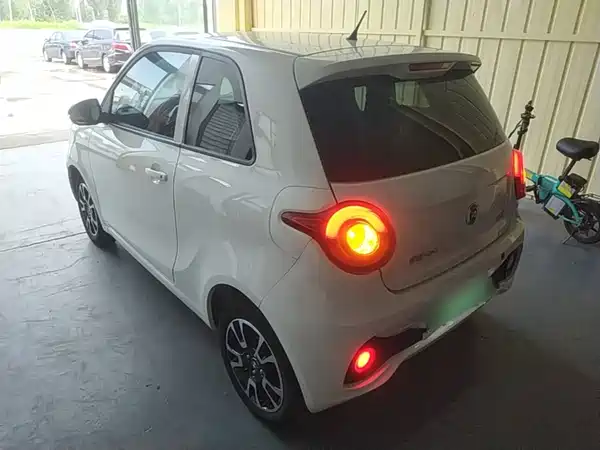 Brilliance Xinri i03A 2022