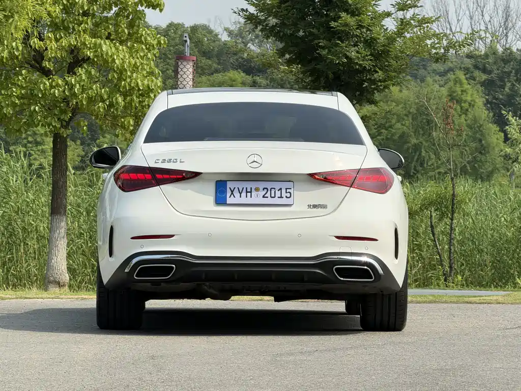 Mercedes-Benz C-Class 2024 — фото 17