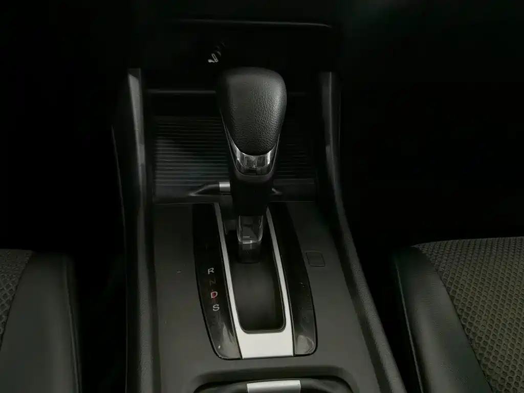Honda Jade 2019 — фото 13