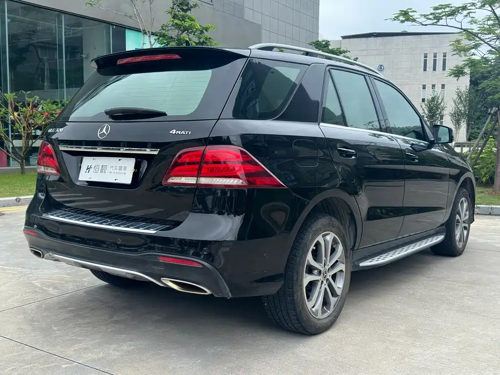 Mercedes-Benz GLE 2017