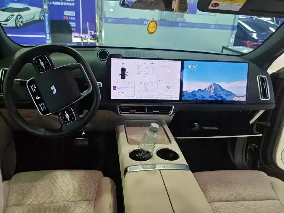 Li Auto Li L7 2024