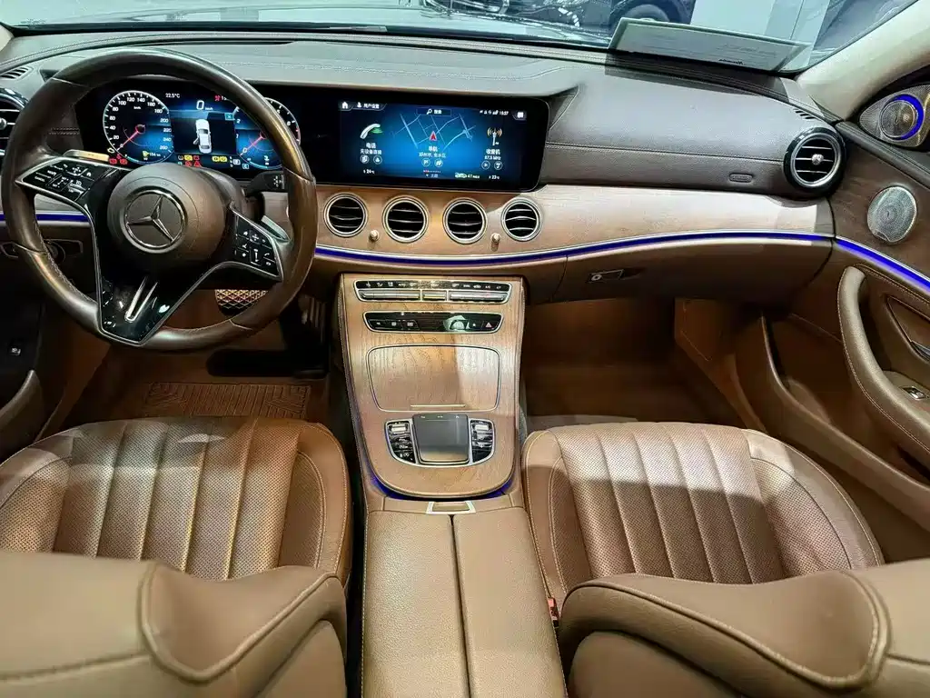 Mercedes-Benz E-Class 2022 — фото 5