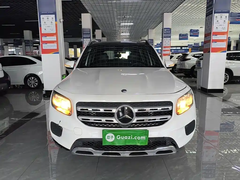 Mercedes-Benz GLB 2021