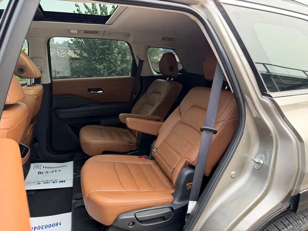 Nissan Teramont 2024